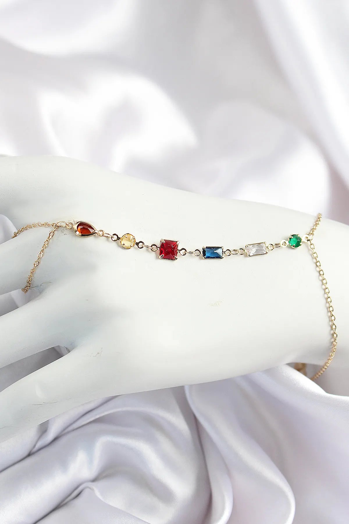 Pirinç Renkli Zirkon Taşlı Y Model Gold Renk Kadın Şahmeran