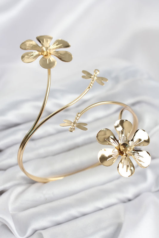 Pazu Bileklik Gold Renk Pirinç Çiçek Model
