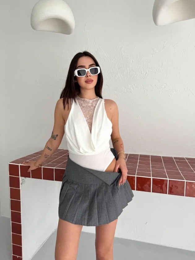 Dantel Detaylı Derin Dekolte Body Şık Kolsuz Yazlık Bodysuit - Beyaz